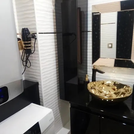 Village Naturiste Le Goldenblack Apartment
